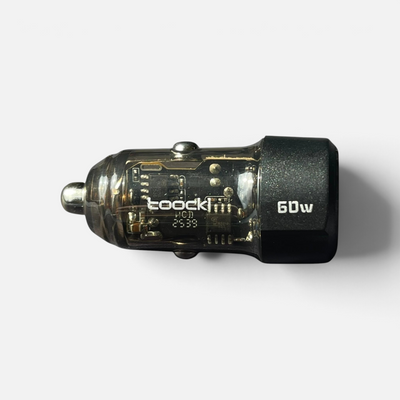 Billader 60W liggende med synlig Toocki-logo og transparent design