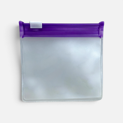 Bilde av plastlomme fra forsiden i høy oppsløsning i lilla farge.
